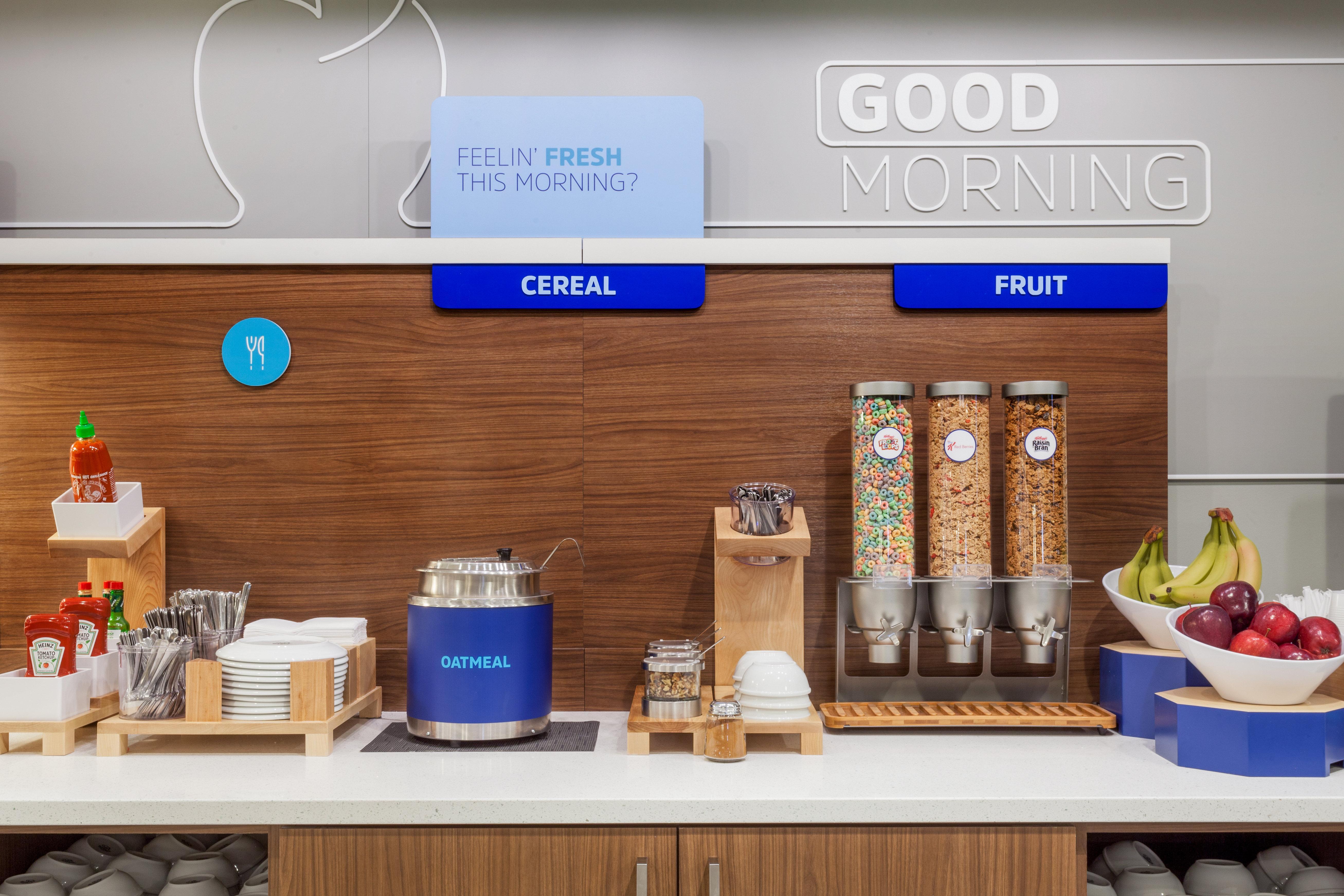 Holiday Inn Express Hotel & Suites Belmont By Ihg Buitenkant foto