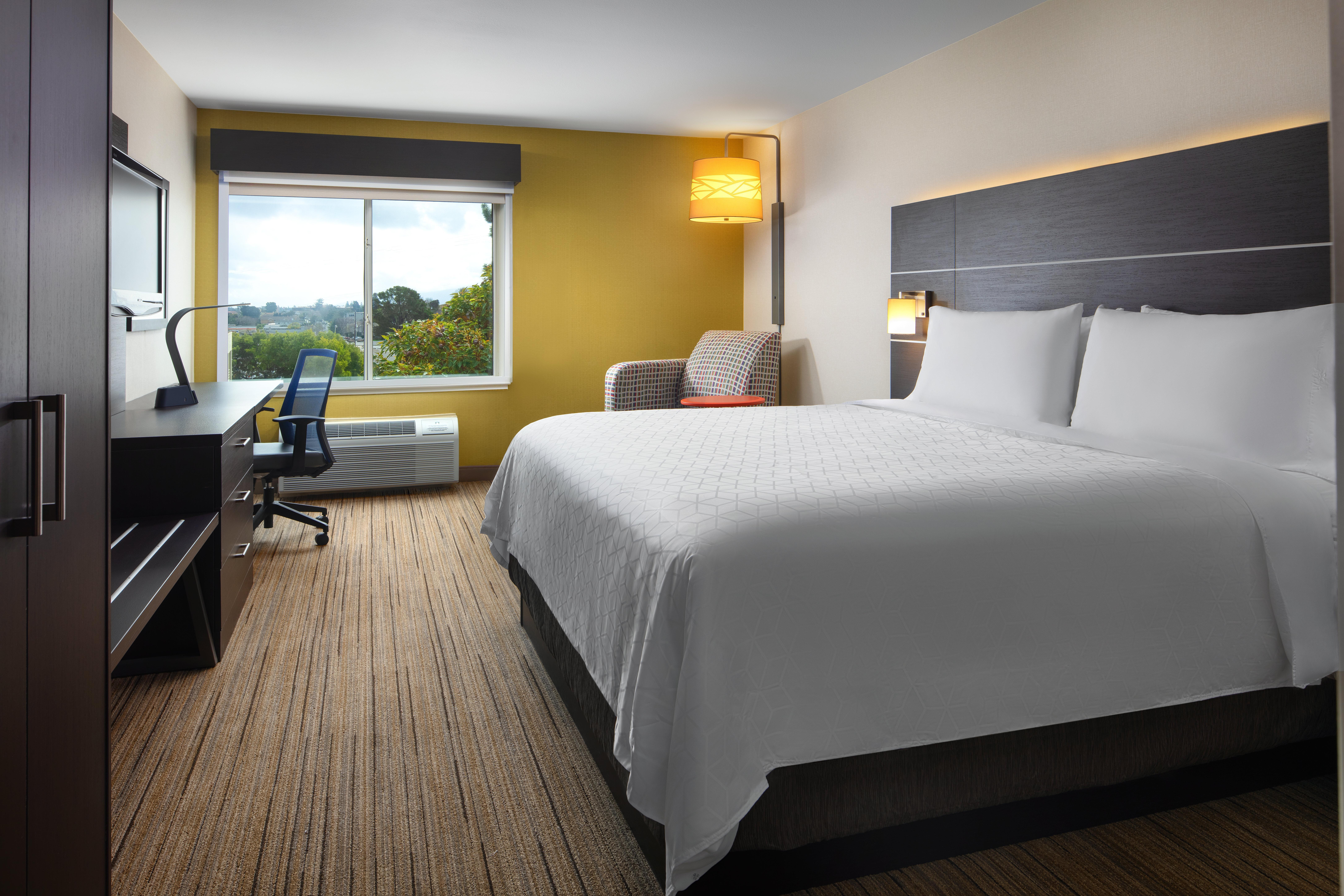 Holiday Inn Express Hotel & Suites Belmont By Ihg Buitenkant foto