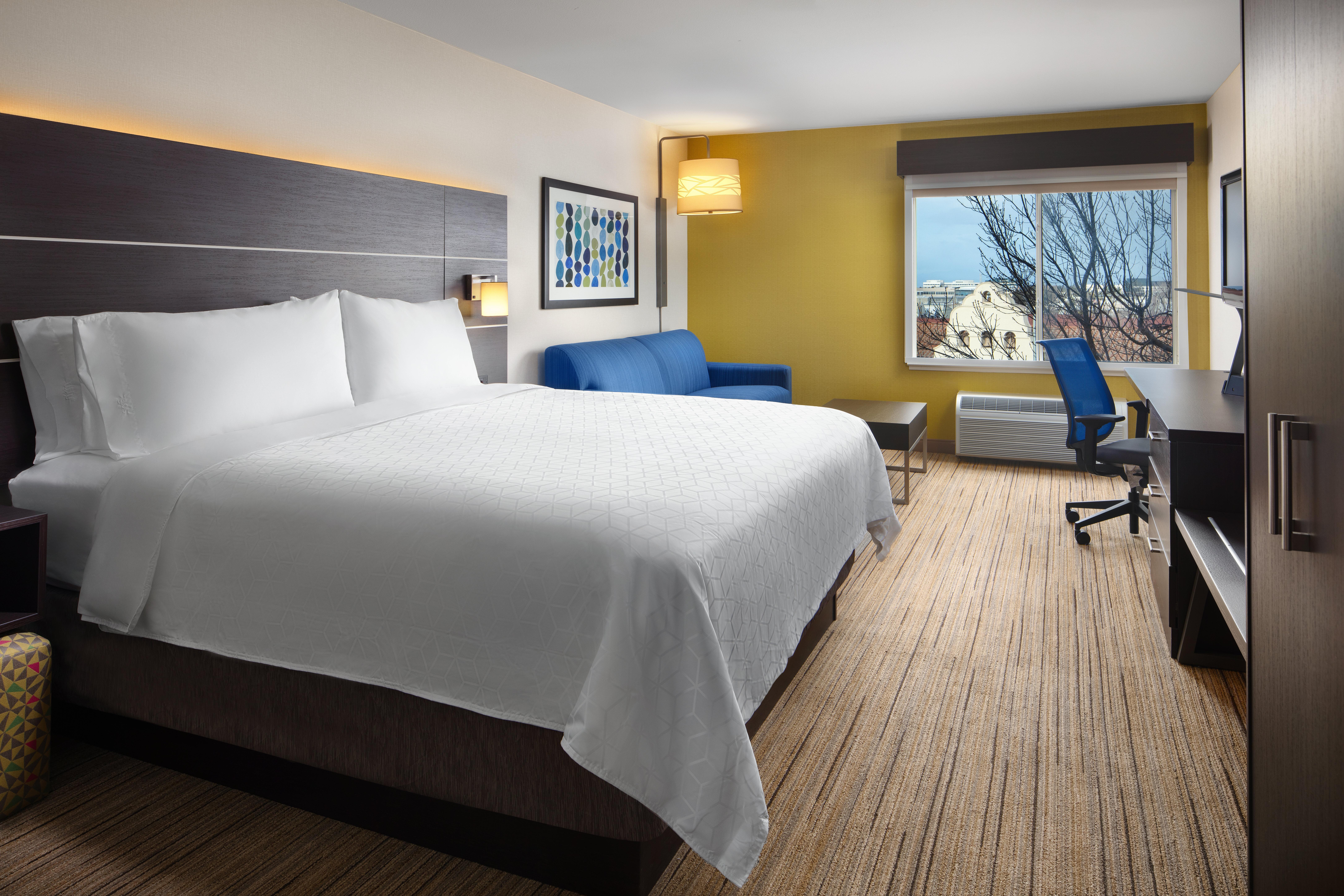 Holiday Inn Express Hotel & Suites Belmont By Ihg Buitenkant foto